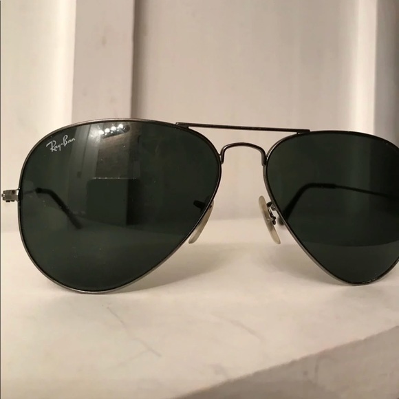 Ray Ban Aviators - Picture 1 of 3